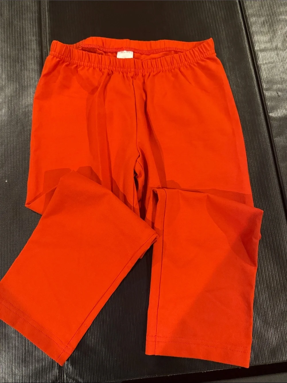 Kids pumpkin/orange cropped leggings